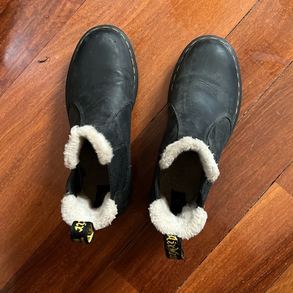 Dr Martens Fur Lined Boots - Picture 2 of 4